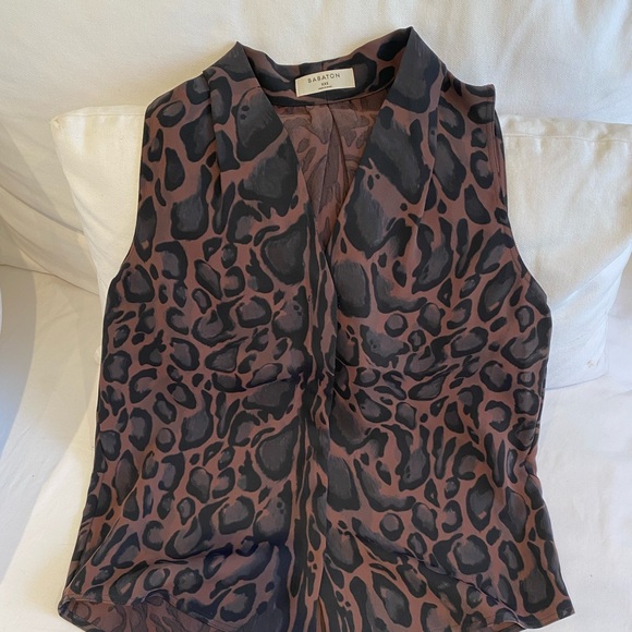 Aritzia Babaton Blouse, Chocolate Brown Leopard Print, XXS - Picture 2 of 5